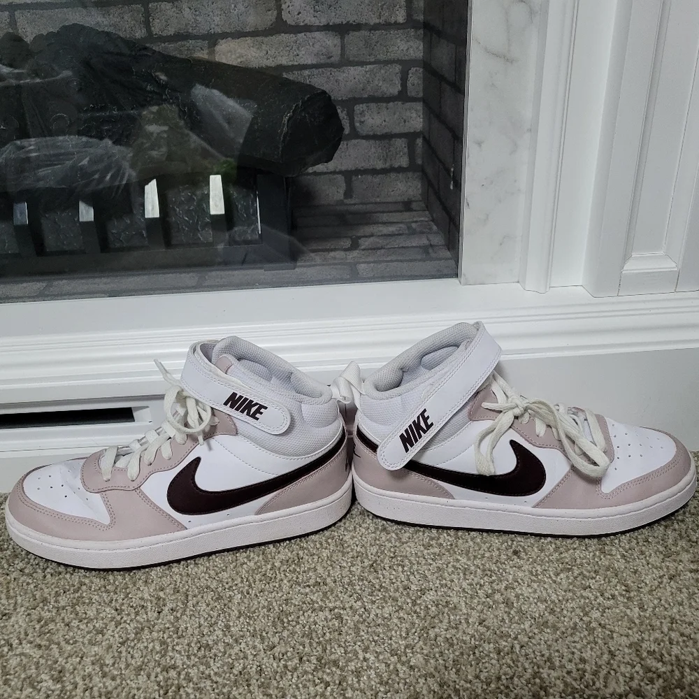 Nike Big Girls Court Borough Mid 2 Casual High-Top Sneakers White & Pink Sz 6.5Y
